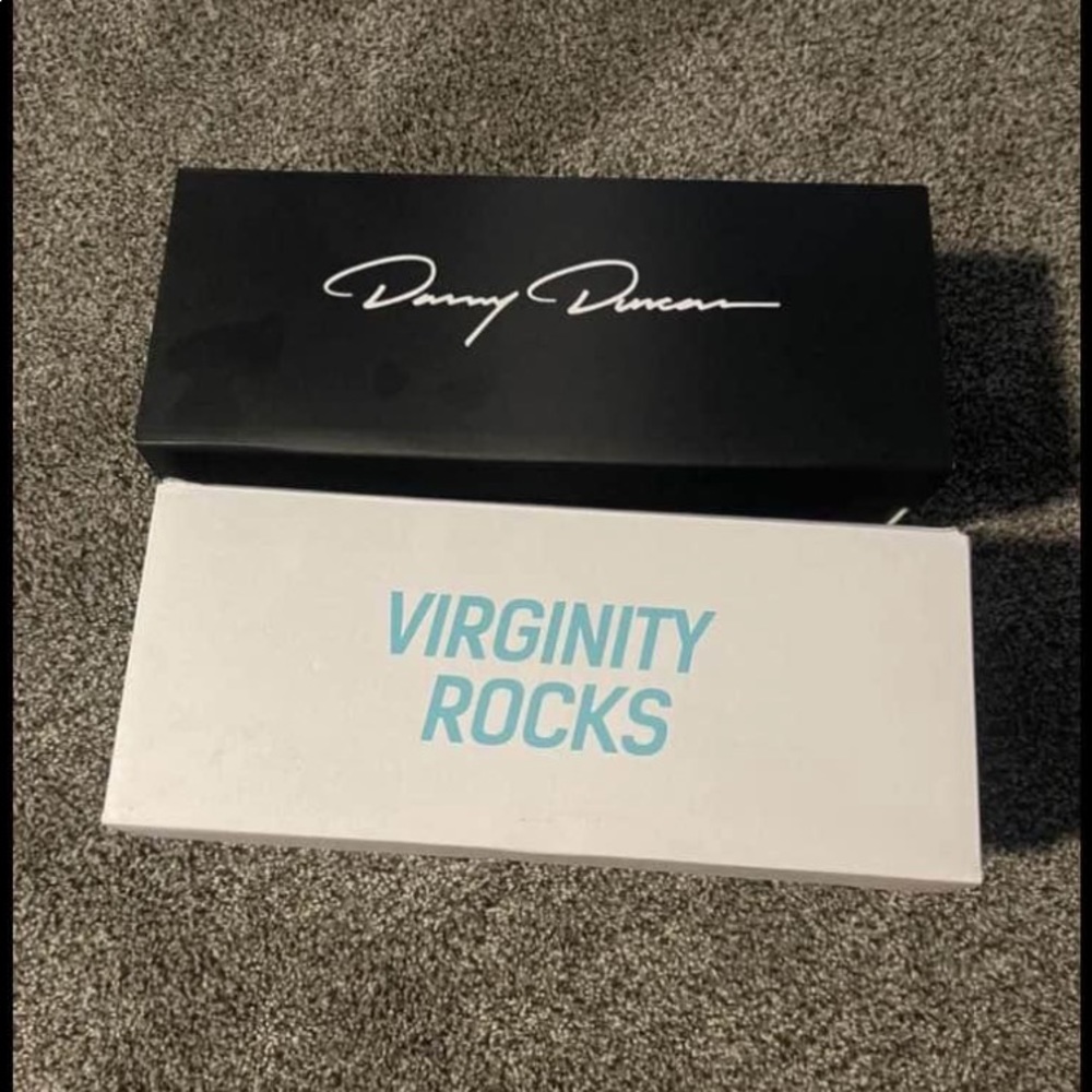Danny Duncan slides.
